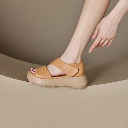 Summer Hollow Thick-soled Sandals..