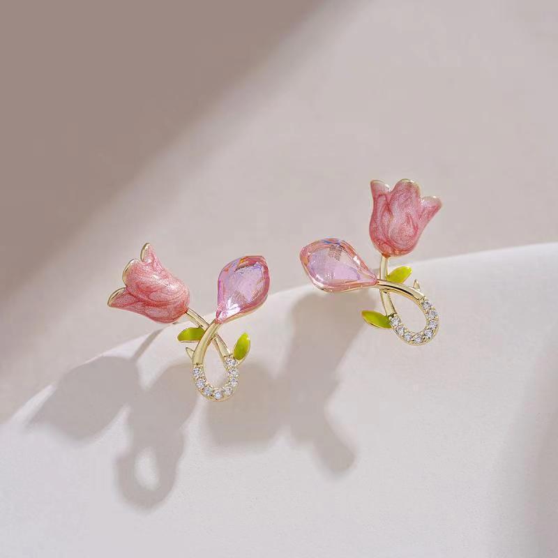 Pink Color Enamel Tulip Earrings For Women Exquisite Simple Style Flower Statement Stud Earring Fashion Brand Jewelry Gift