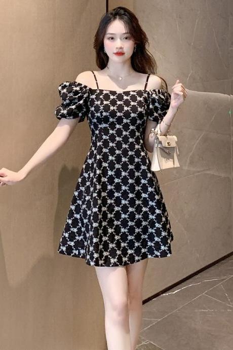 Fashion Square Neck Strap Embroidered Bubble Short Sleeve A-line Dress